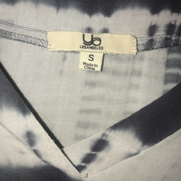 Quarter length sleeve blouse, grey and white - Picture 2 of 4